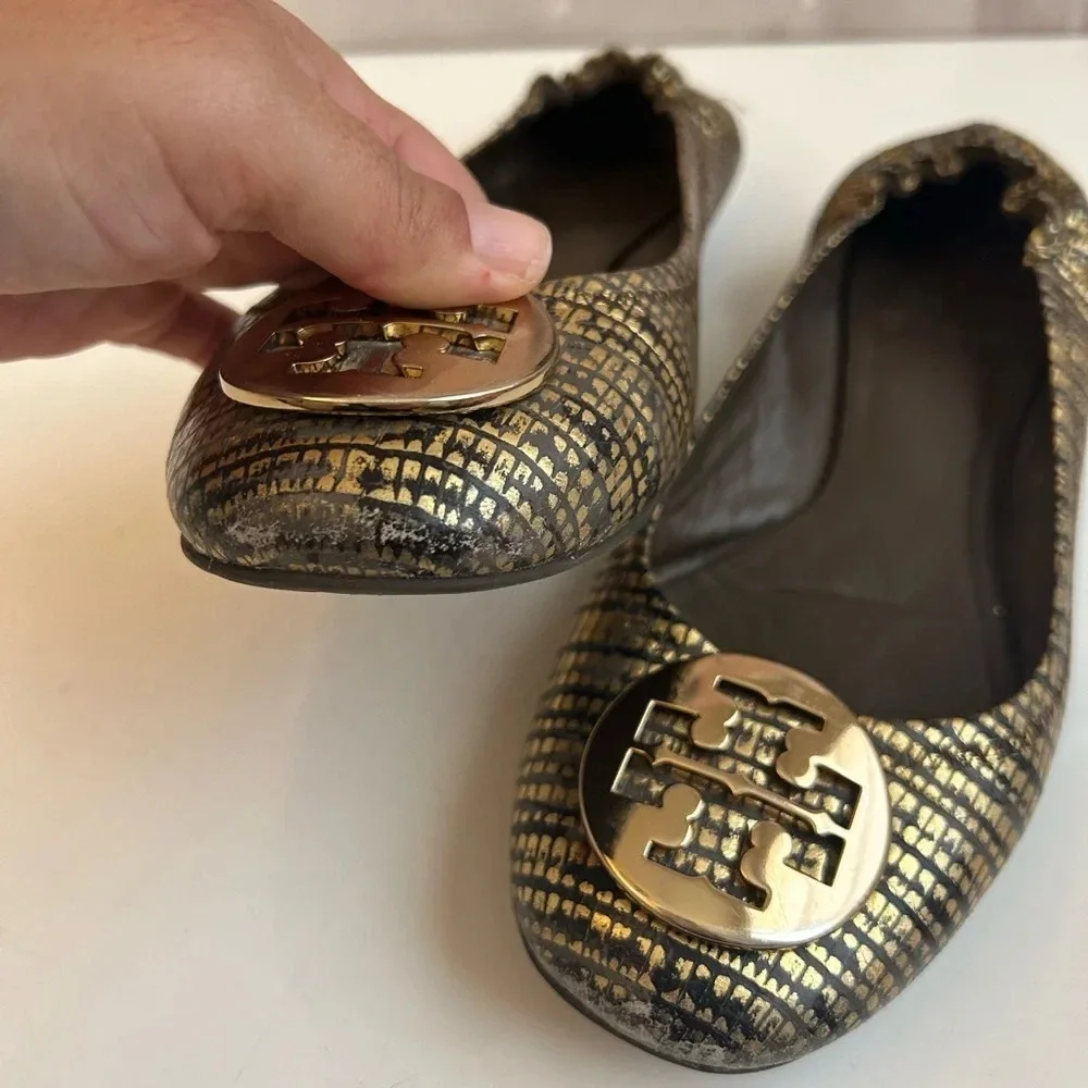 ! Tory Burch Minnie travel Silvery Grey  sz 8